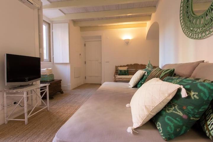 Domingues Villa Lisbon