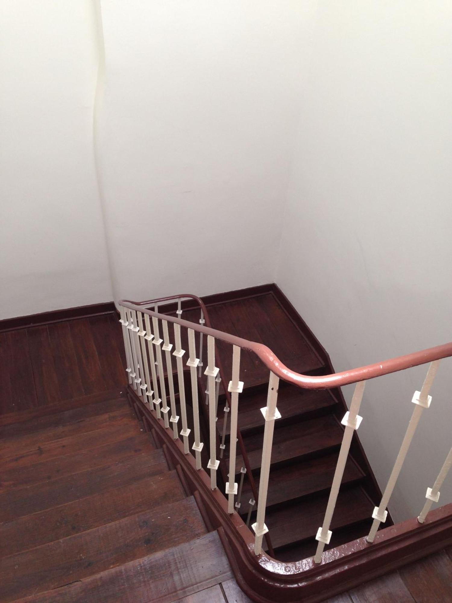 Apartamento Casa Em Lisboa? óptima Localização No Bairro Alto *