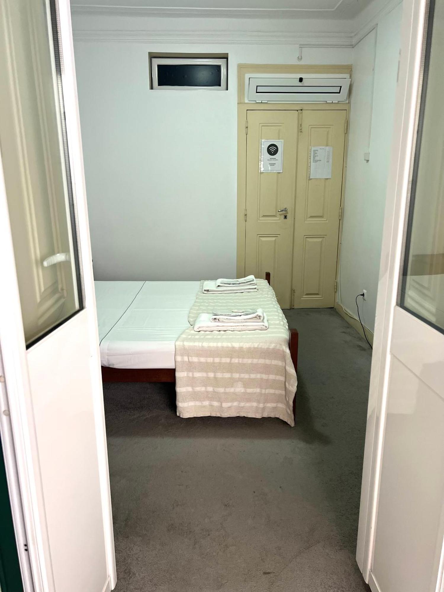 Sao Lazaro Bhuiyan Family Host Guest house Lisbon