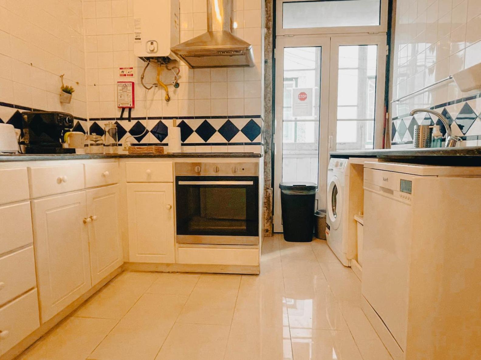 Baixa Pombalina - 4 Bedroom Lisboa