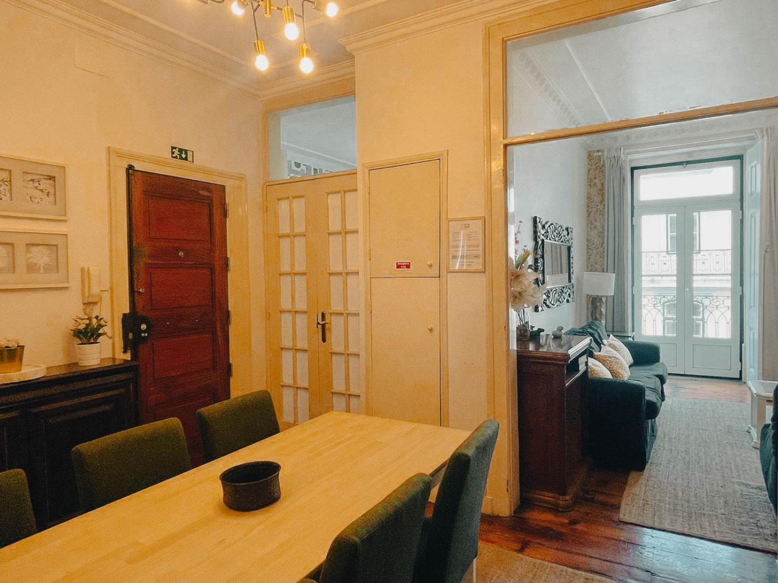 Baixa Pombalina - 4 Bedroom Apartamento