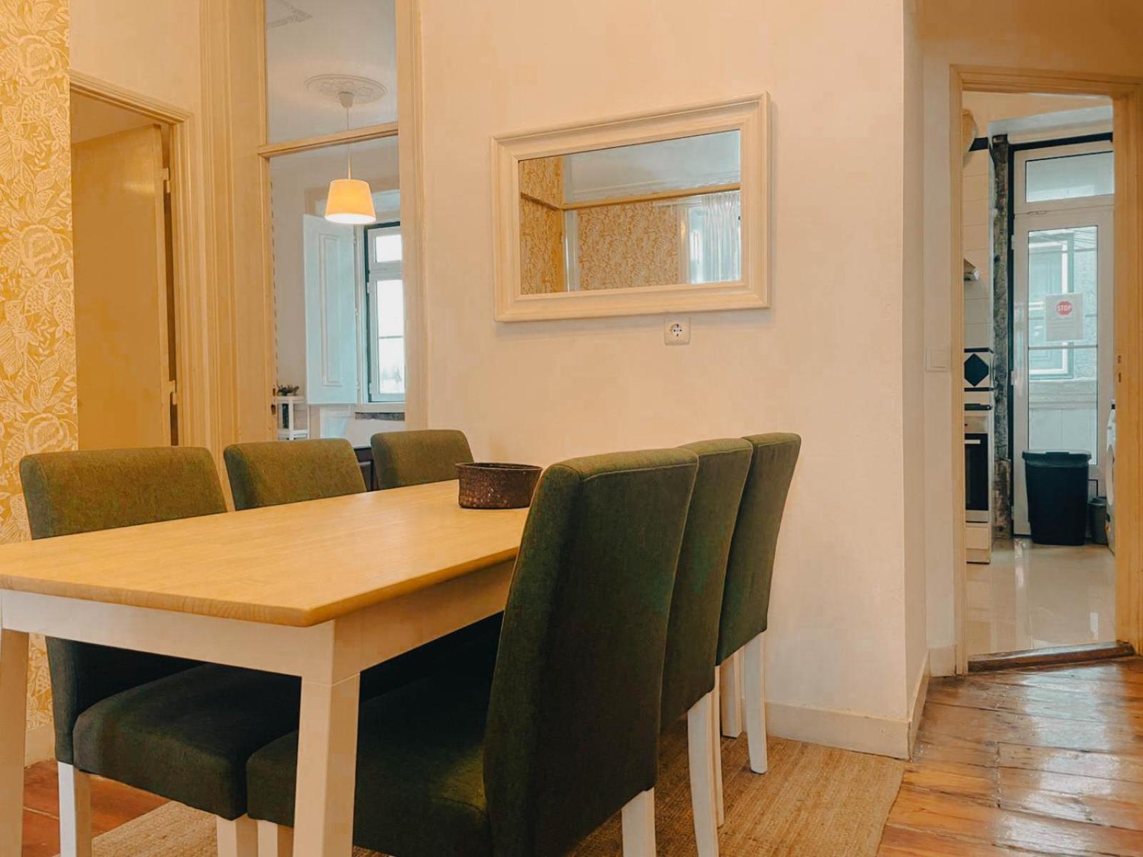 Baixa Pombalina - 4 Bedroom Apartamento *