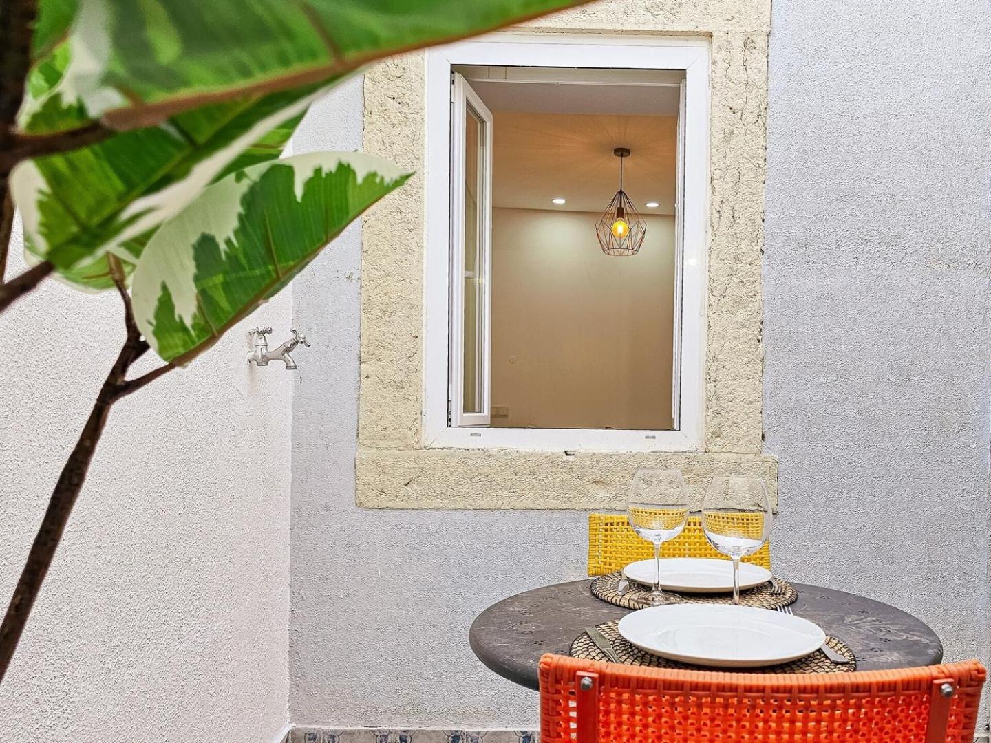 Like A Typical Portuguese House With Private Patio Lisbon
