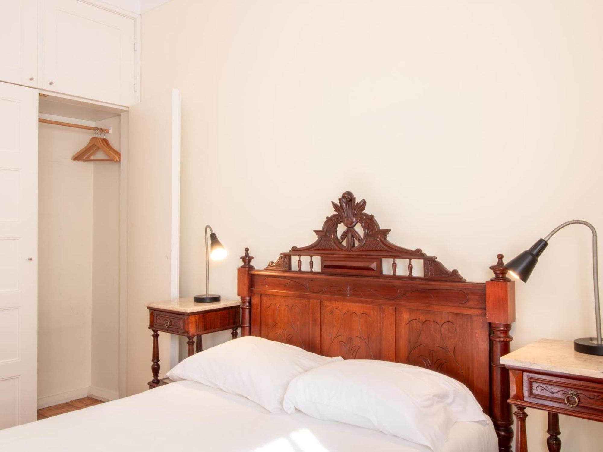 Alvalade Apartment *