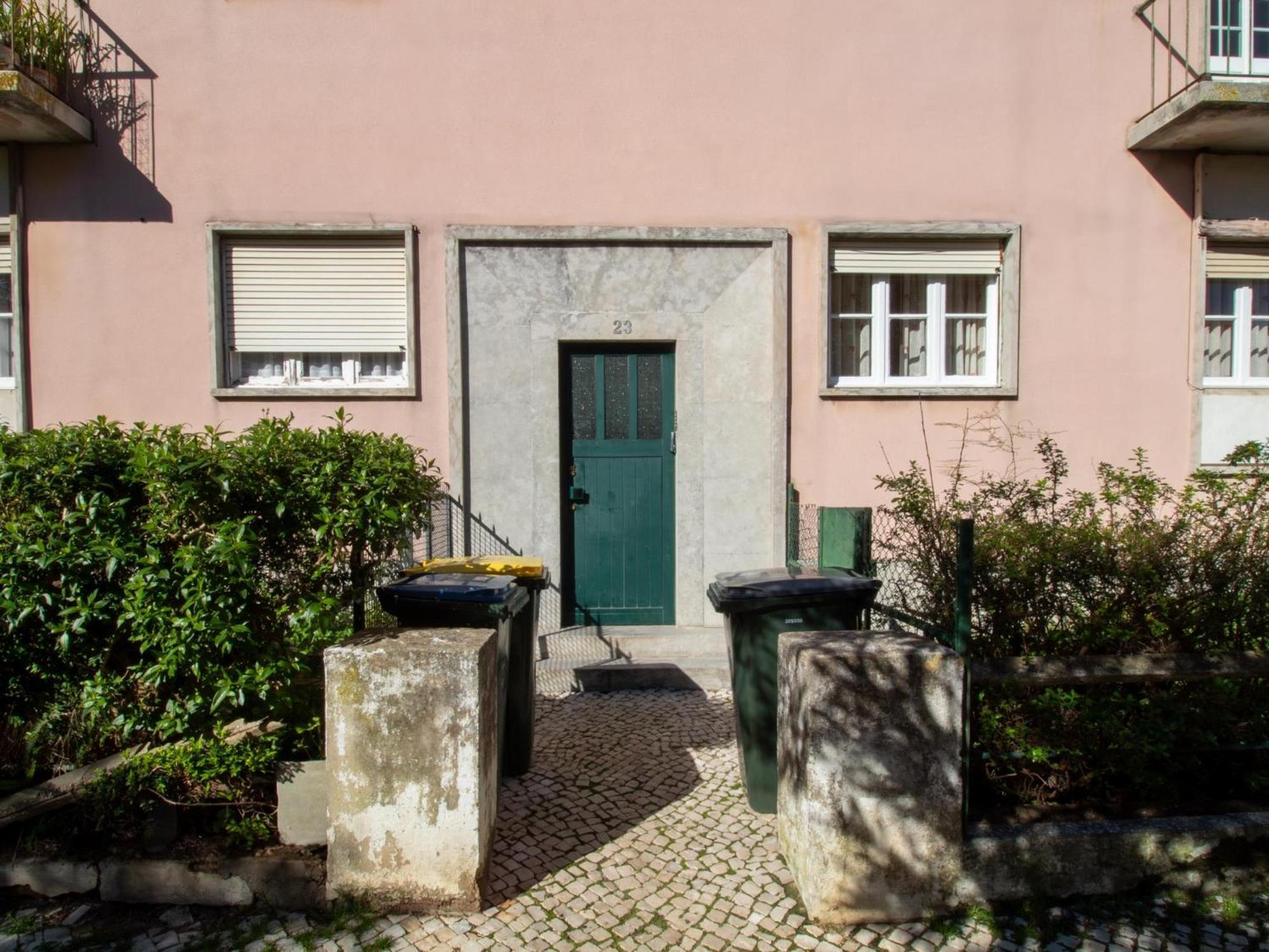 Alvalade Apartment *