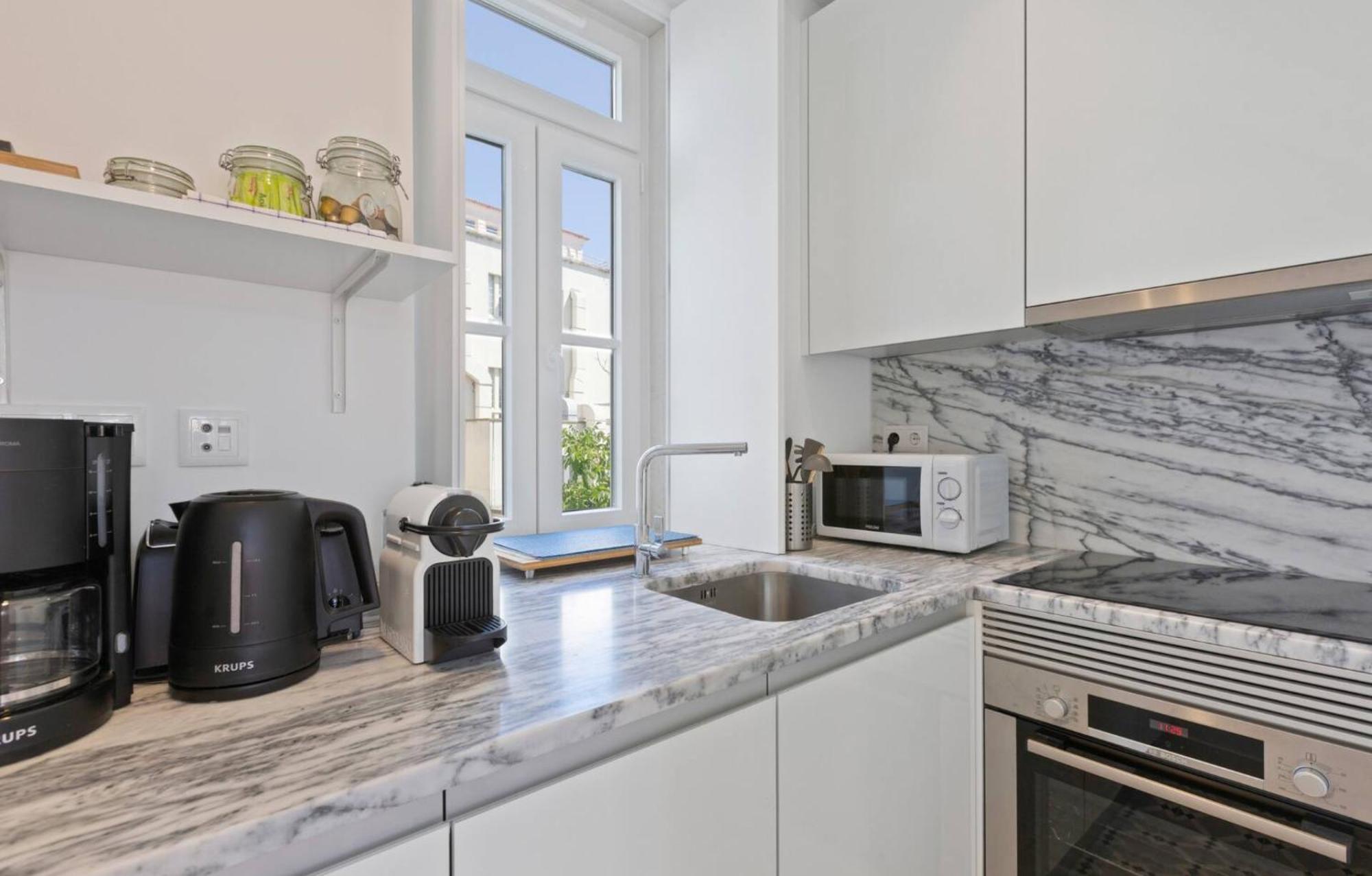 Fantastic Duplex In Private At Graca Apartment Lisbon