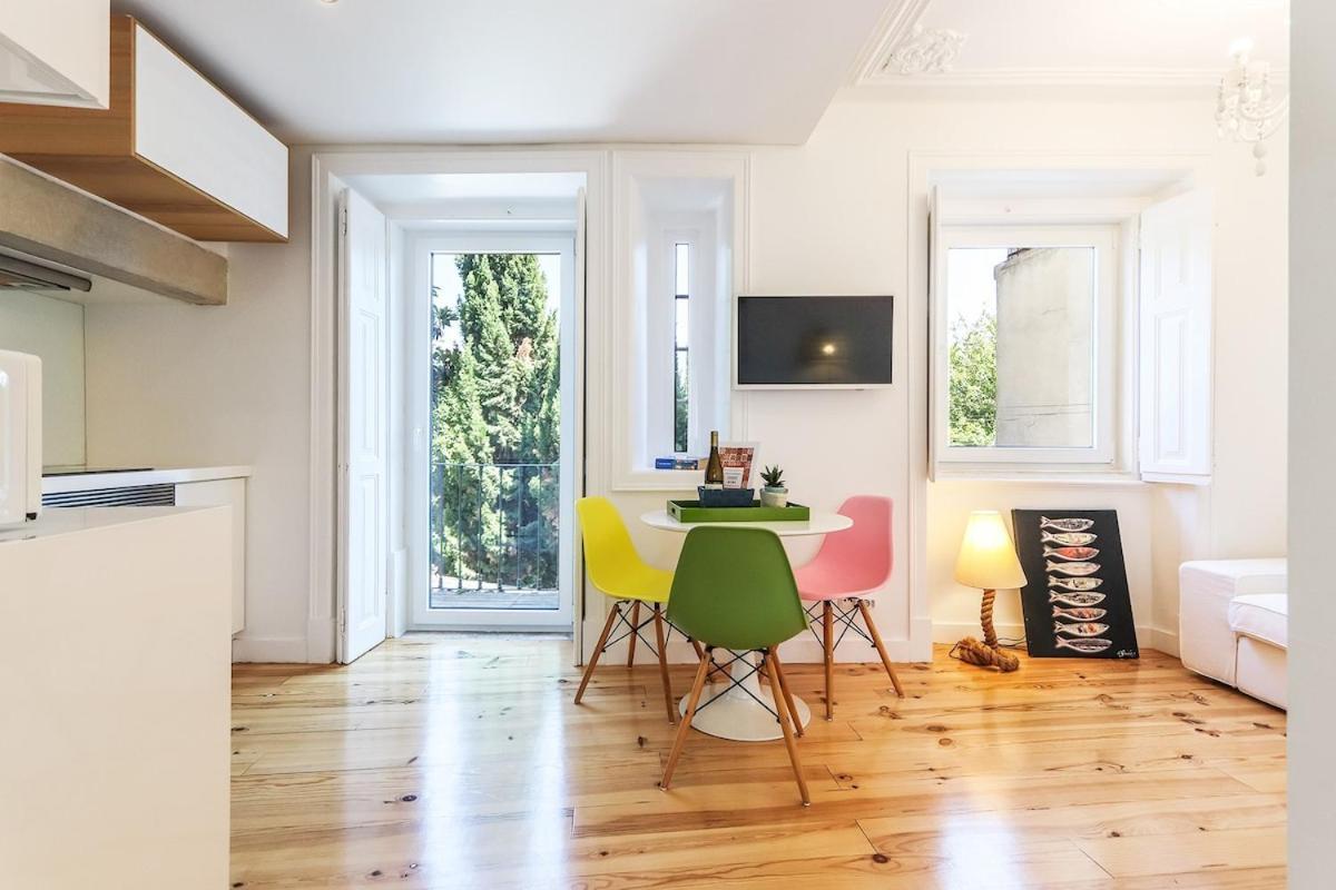 Apartamento Campo De Ourique Modern Bright With Office *