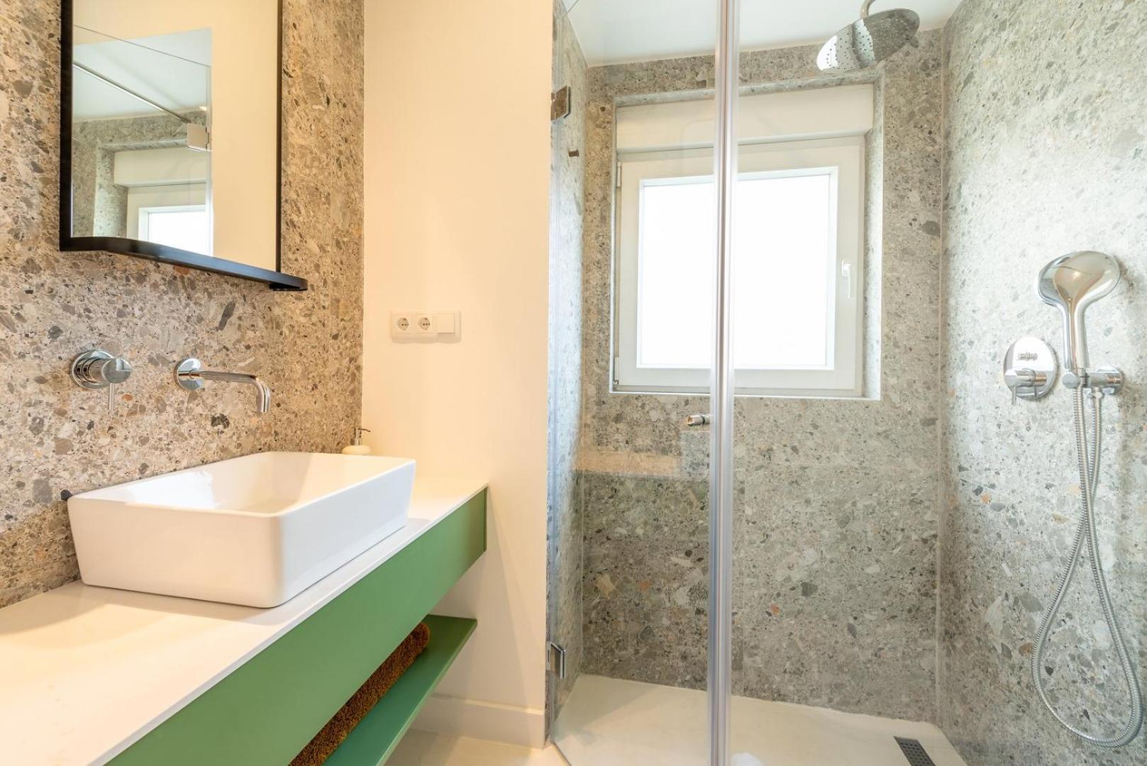 Guestready - Colourful And Modern Lxfactory Holiday home Lisbon