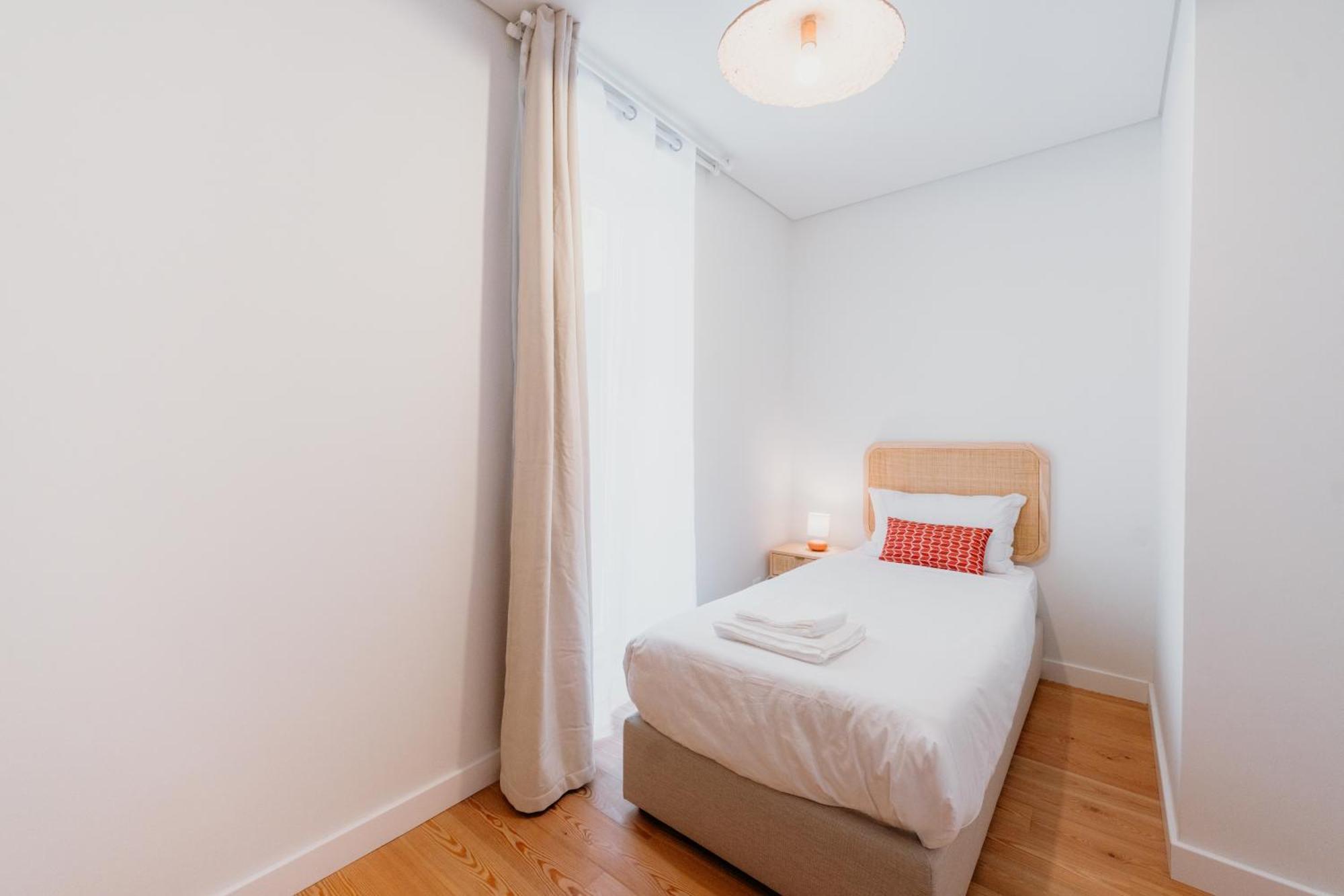 Orange House - Modern Two-bedroom Rc D * Lisboa