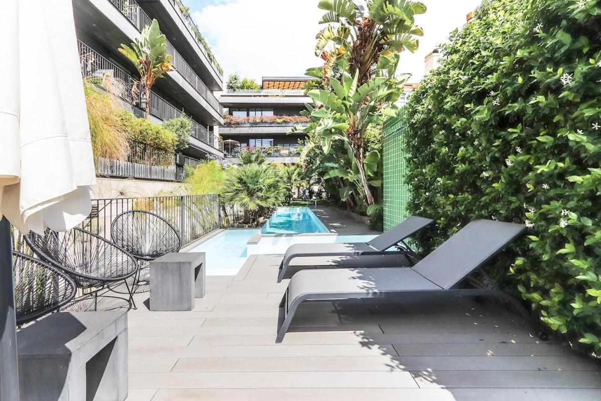 Alcantara Lovely With Balcony 2 Bdr With Ac Apartment