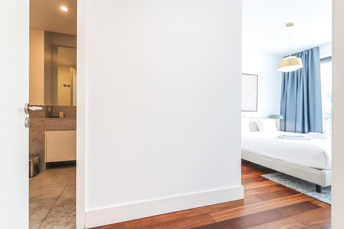 Apartment Alcantara Lovely With Balcony 2 Bdr With Ac Lisbon