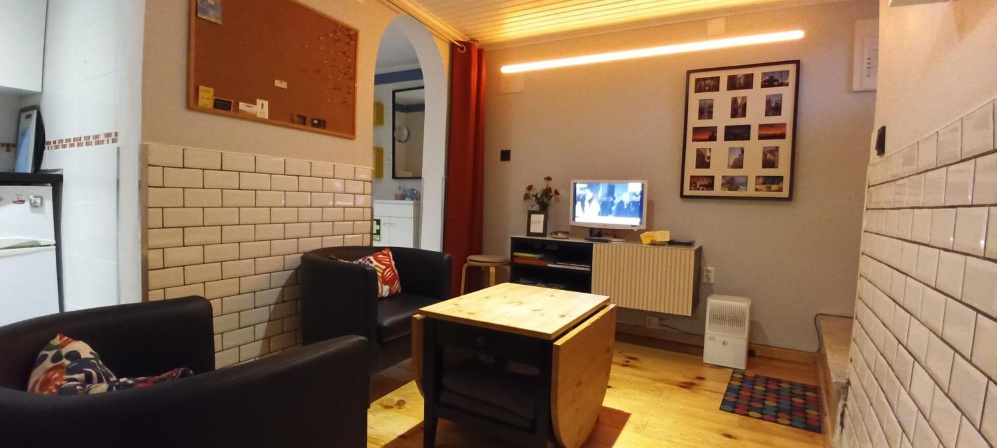 Lisbon Underground Apartment