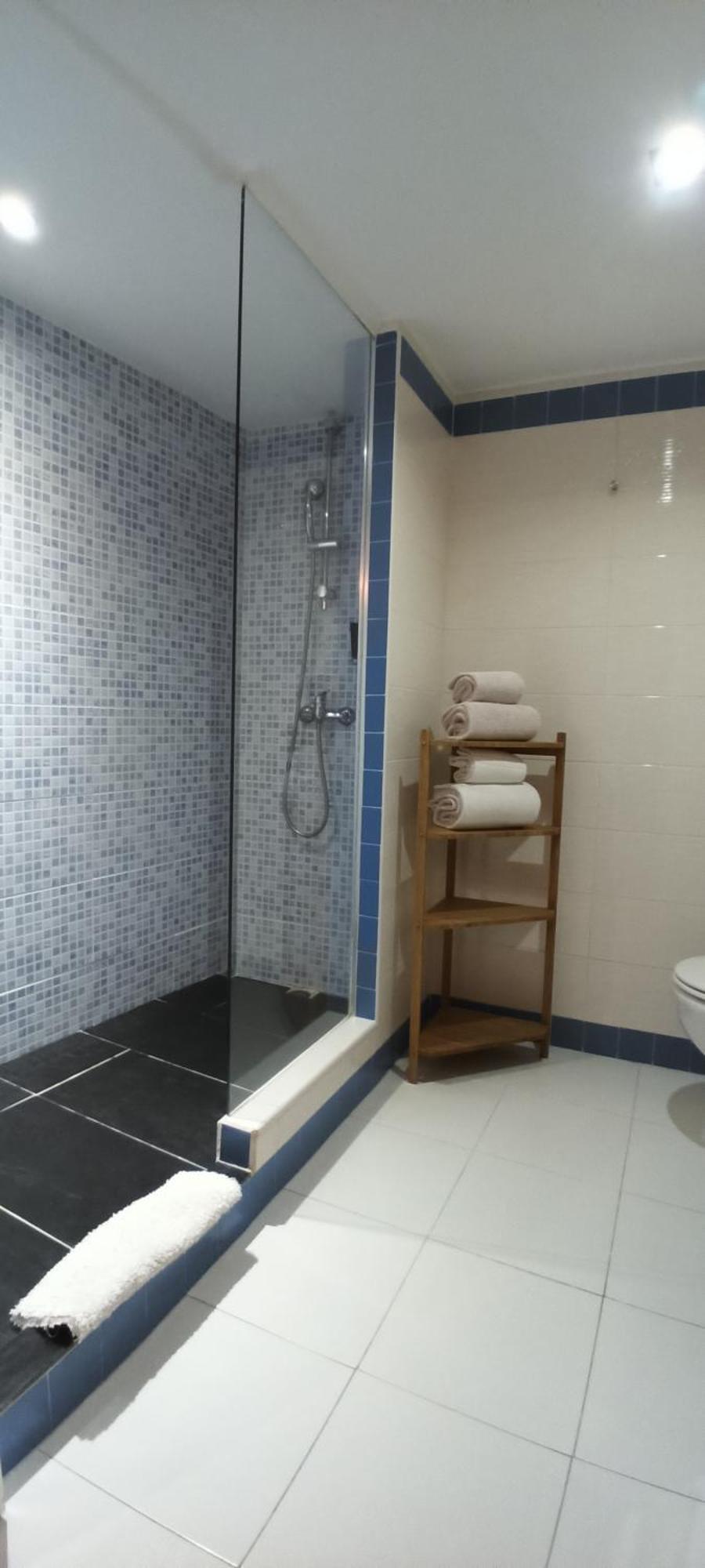 Lisbon Underground Apartment