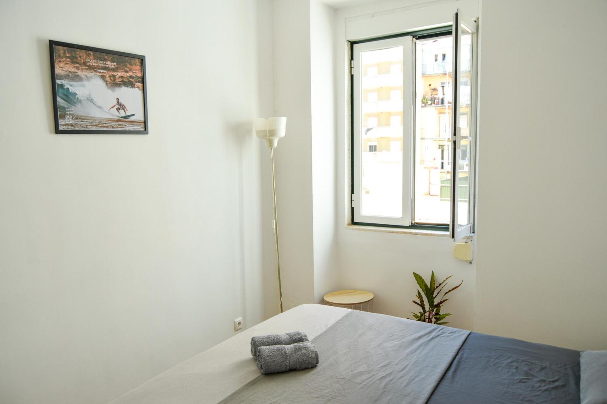 In Palmira Shared For Surf Lovers Lisboa