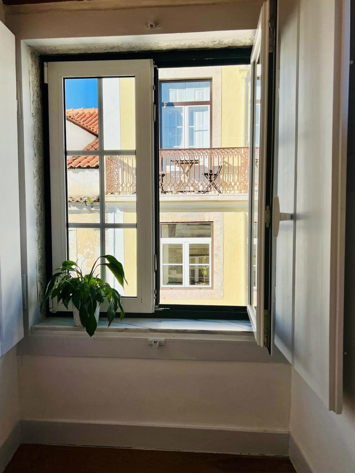 Cozy Near Bairro Alto Apartment *