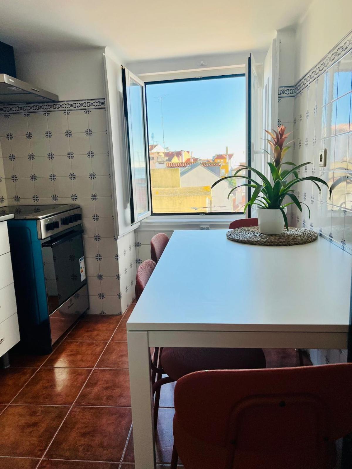 Apartment Cozy Near Bairro Alto *