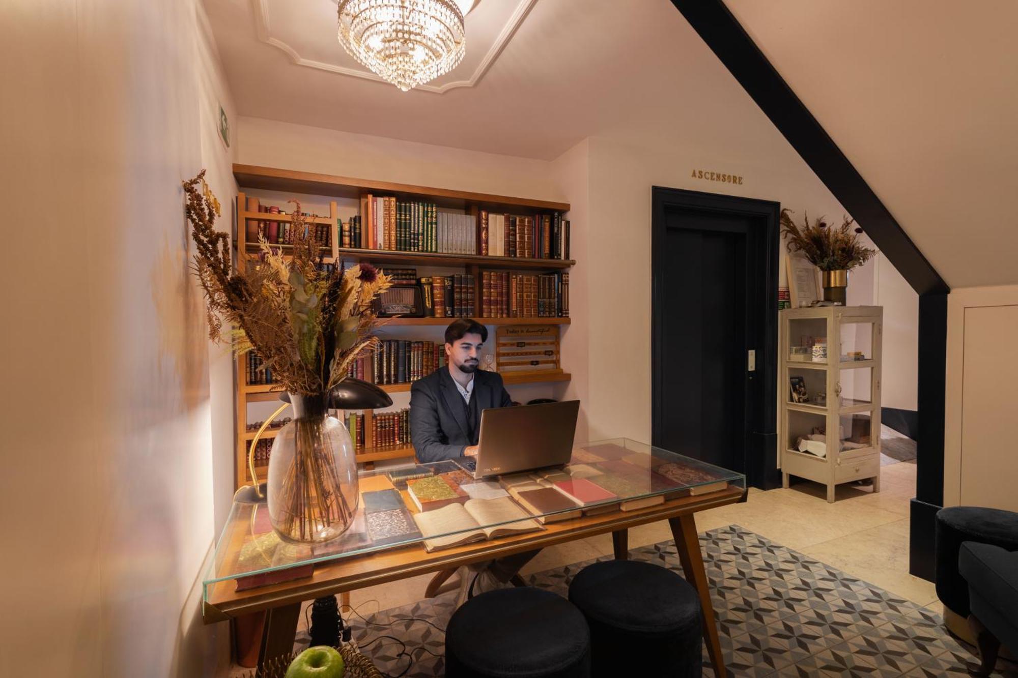 Apartment Almaria - Ex Libris Apartments | Chiado Lisbon