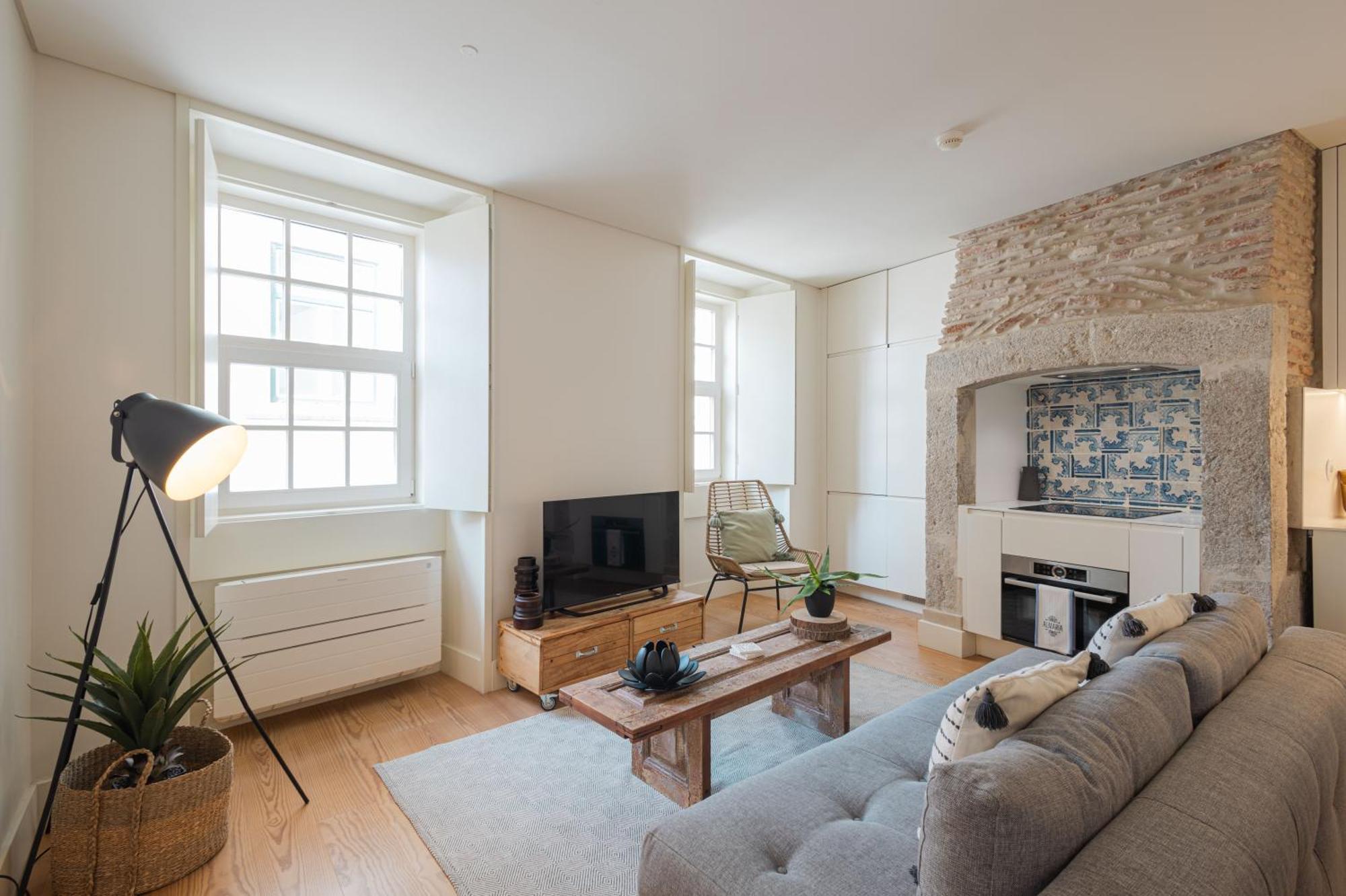 Apartment Almaria - Officina Real | Chiado Lisbon