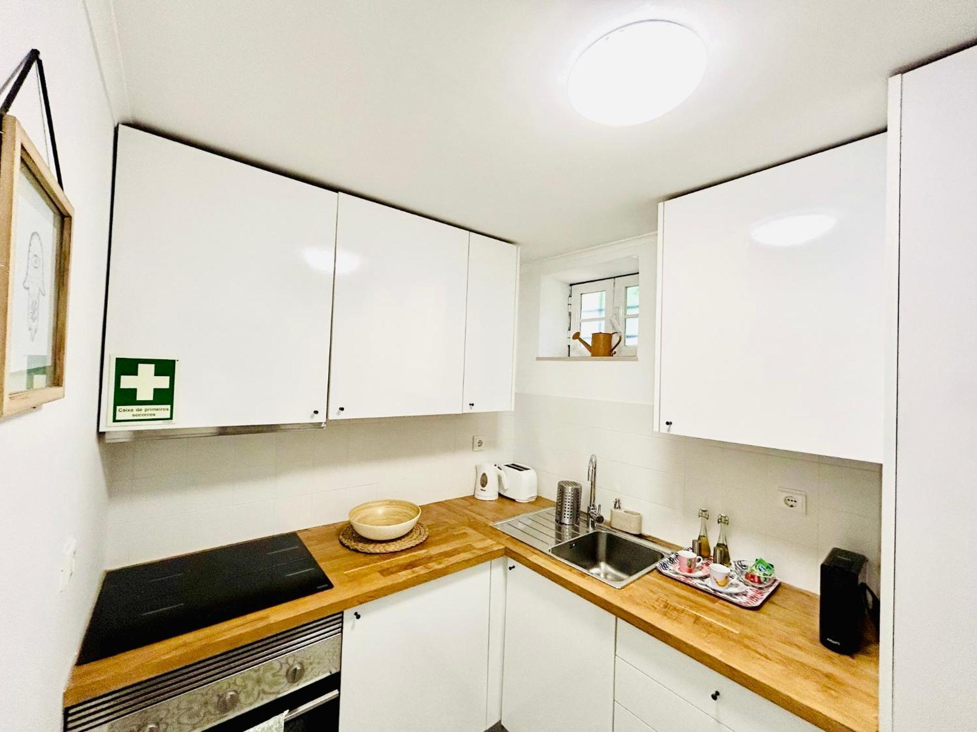 Apartment Gem Of Alfama Lisbon