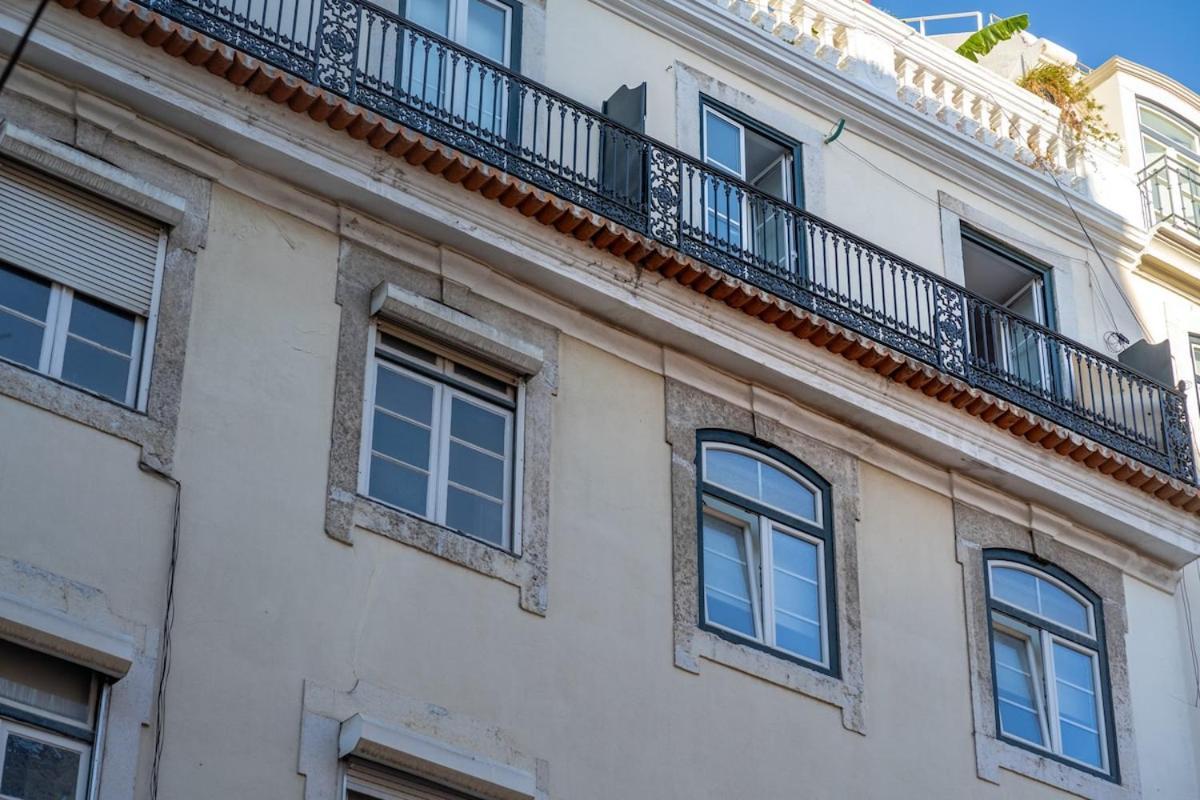 Lovely 2 Bed In The Heart Of With Ac * Lisbon