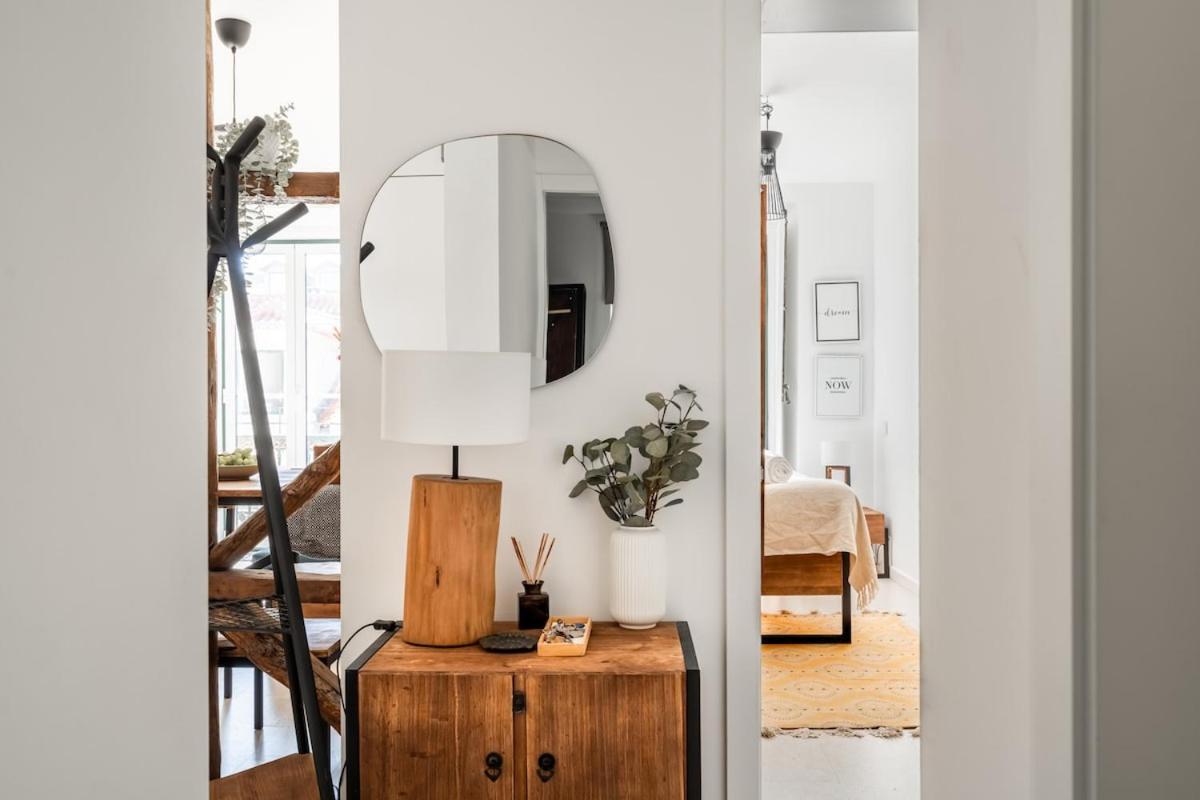 Lovely 2 Bed In The Heart Of With Ac Lisbon