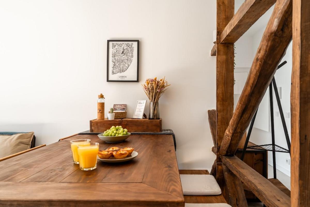 Lovely 2 Bed In The Heart Of With Ac Apartment Lisbon