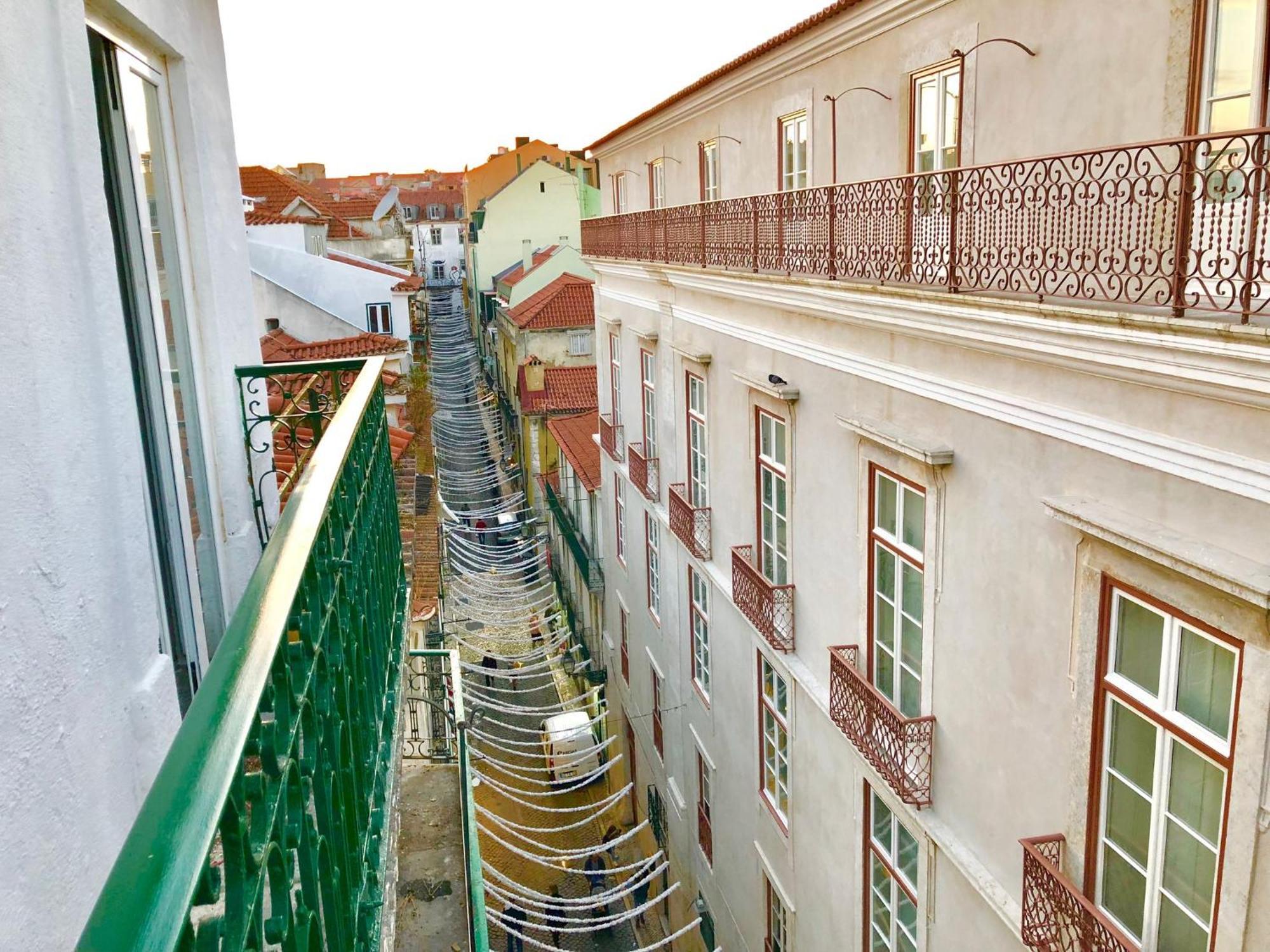 Apartment Downtown Penthouse Balcony River View