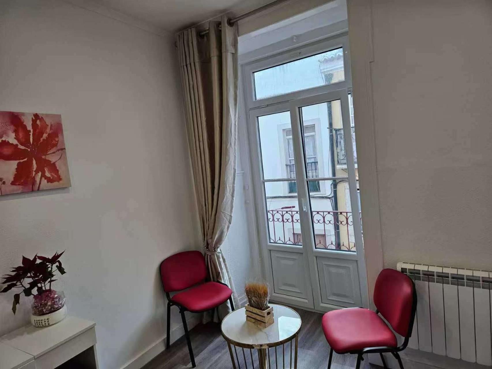 Casalondres Emtr77 * Lisbon
