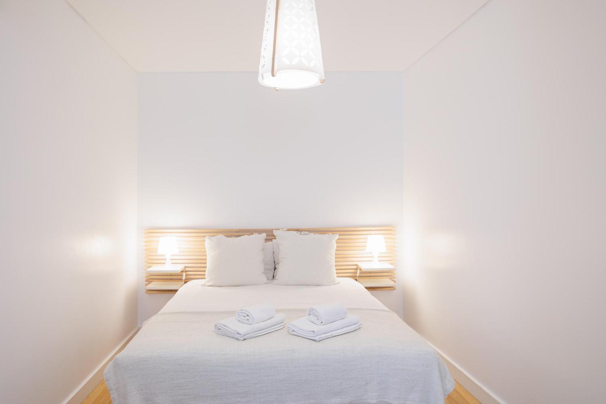 Sunny Terrace Lapa Santos Apartment Lisbon