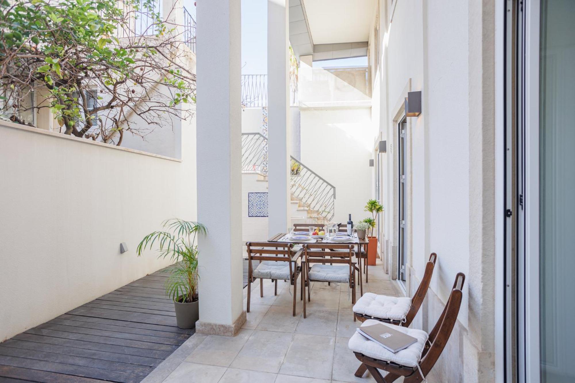 Apartment Sunny Terrace Lapa Santos Lisbon