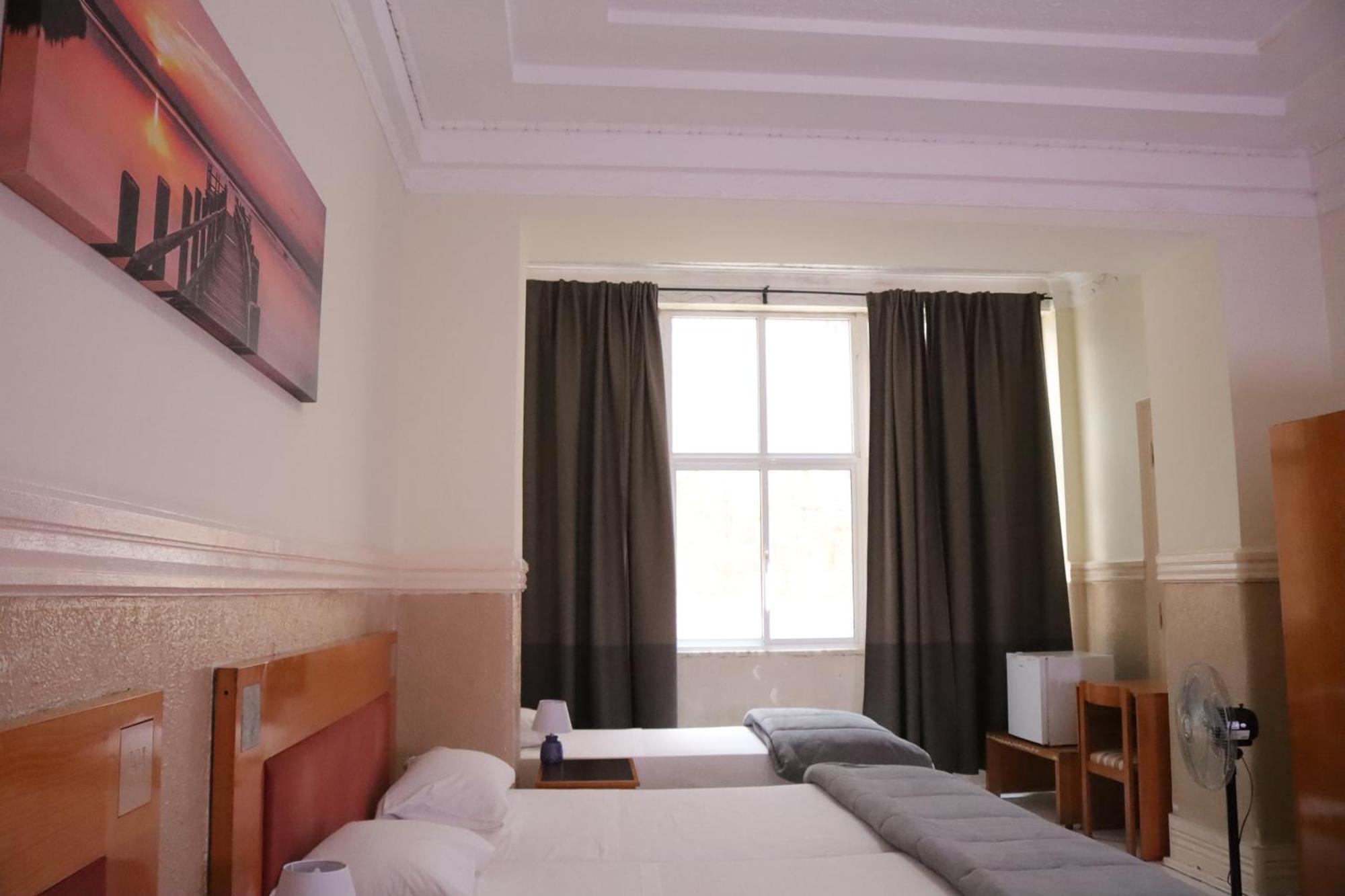 Midis - Local Accommodation Lisbon