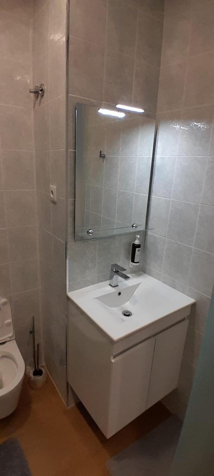 Midis - Local Accommodation Guest house