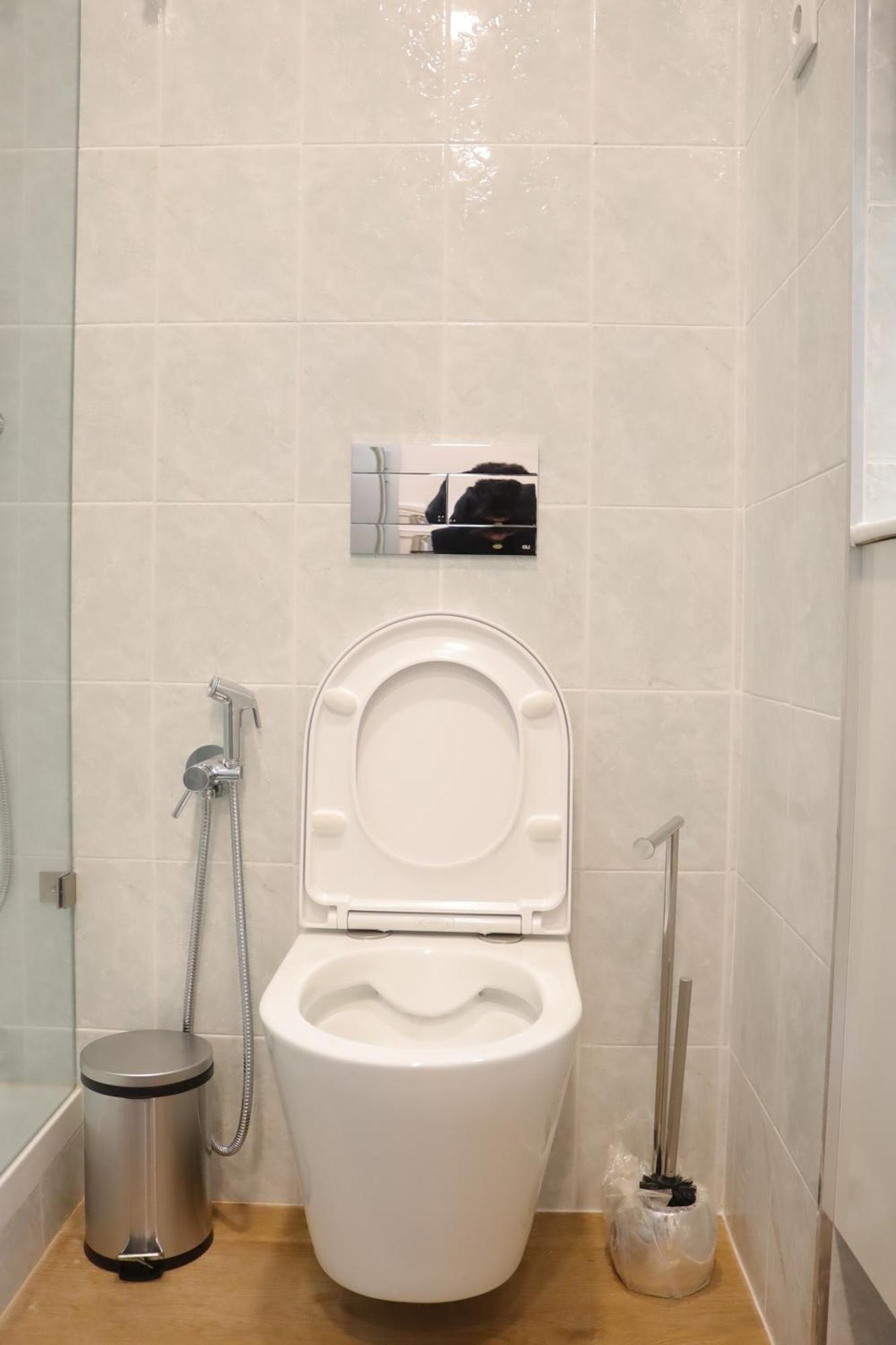 Midis - Local Accommodation Guest house