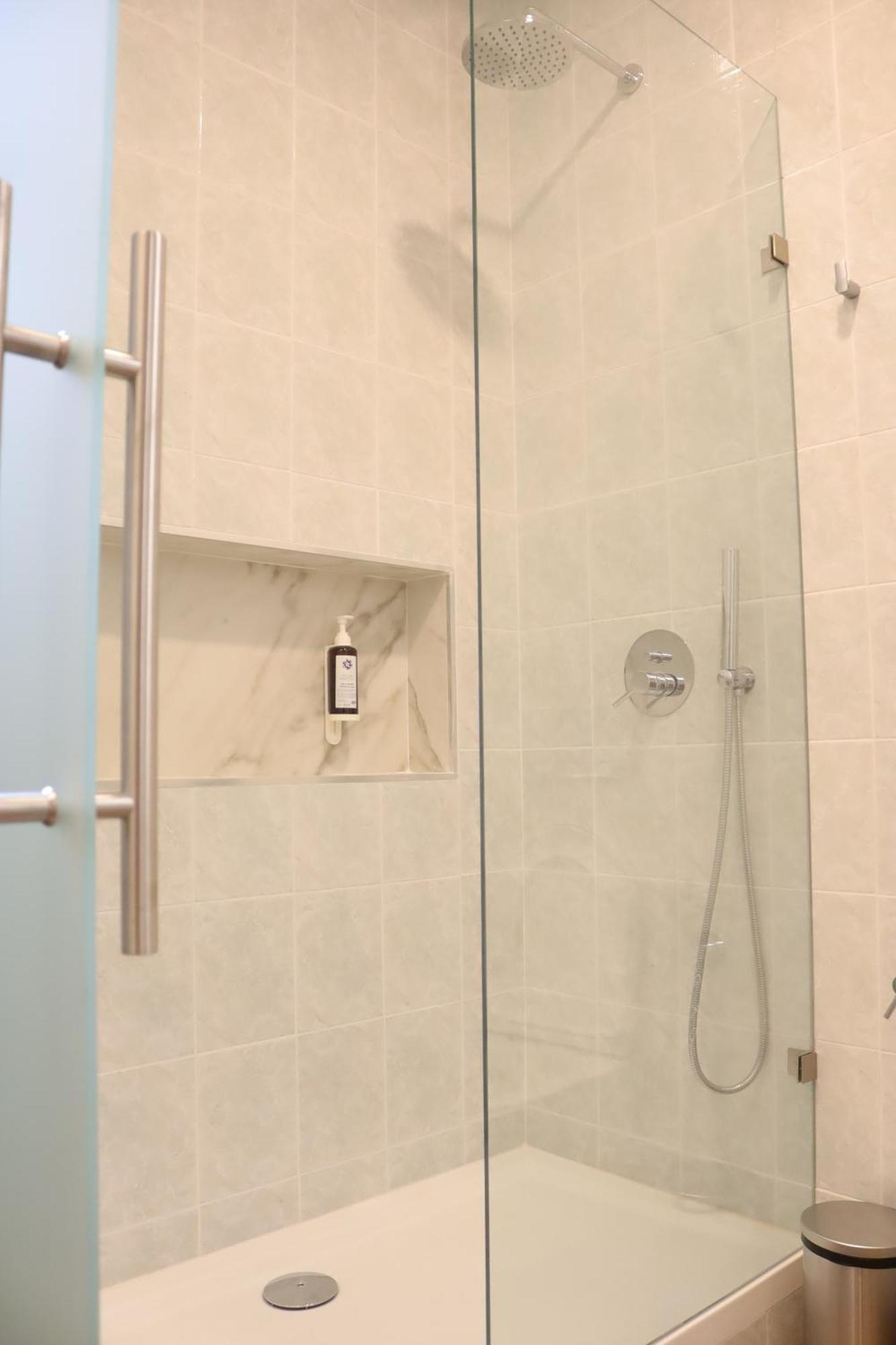 Midis - Local Accommodation Guest house Lisbon