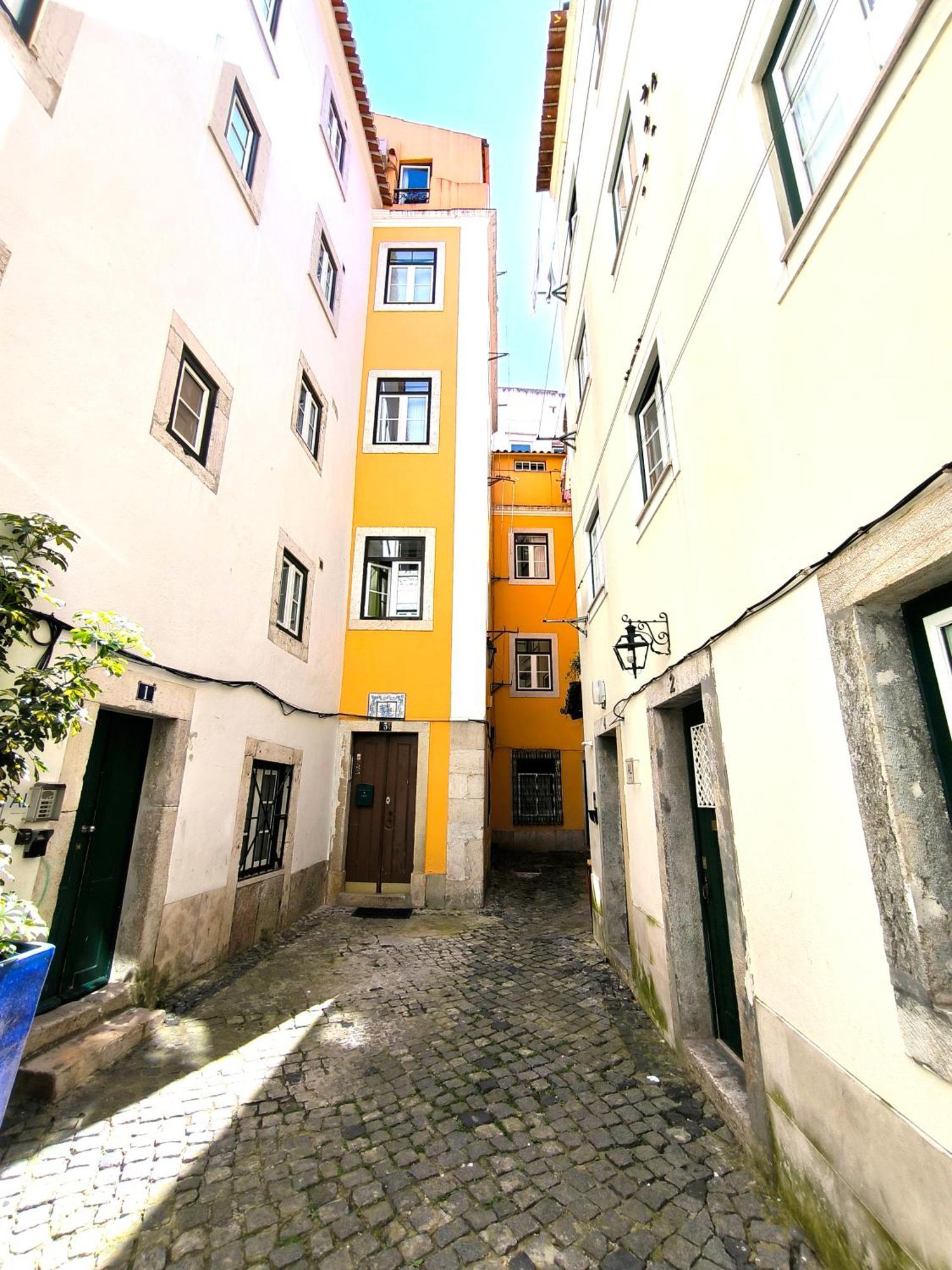 Alfama Center