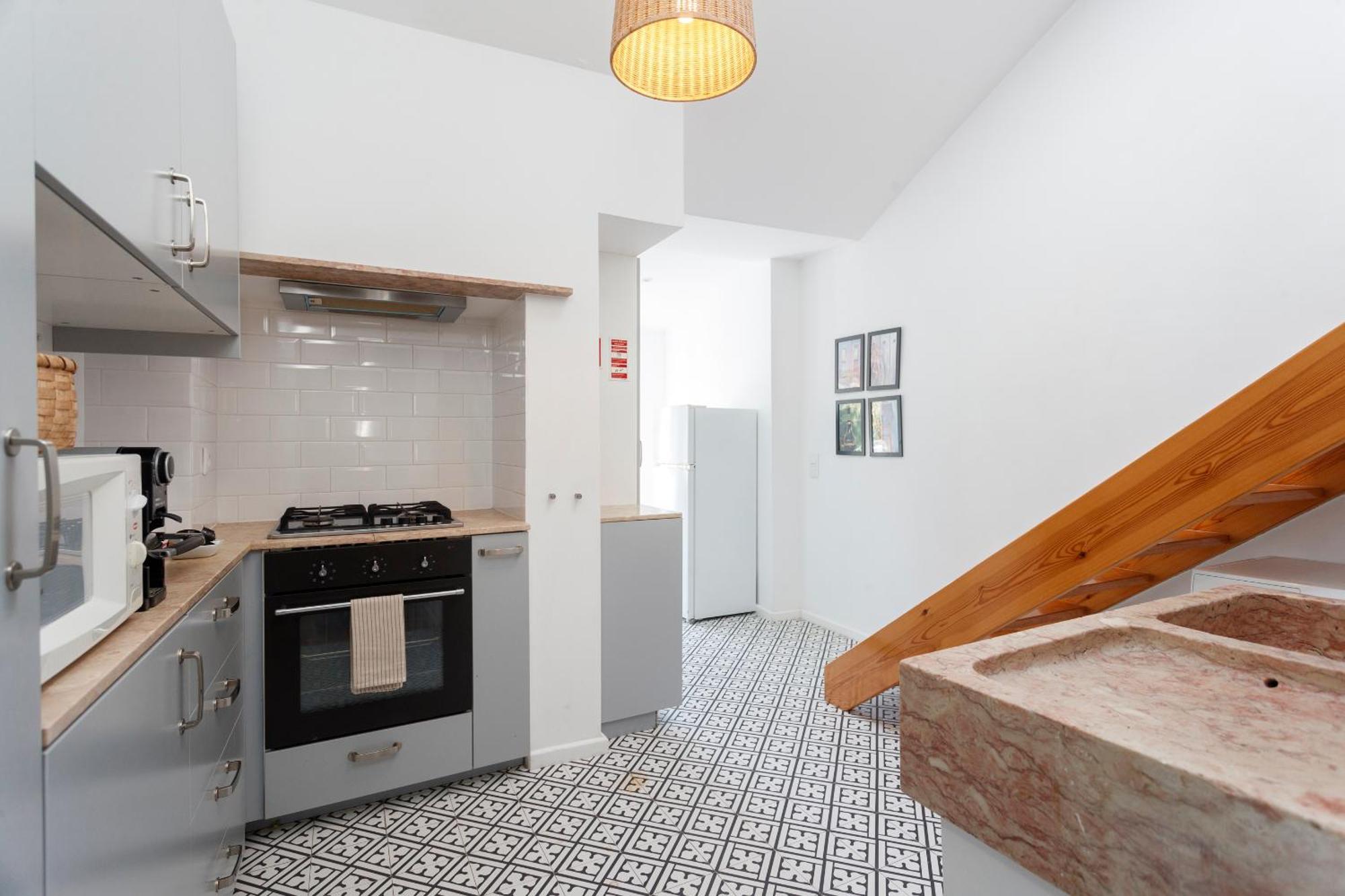 Avenida Apartment *