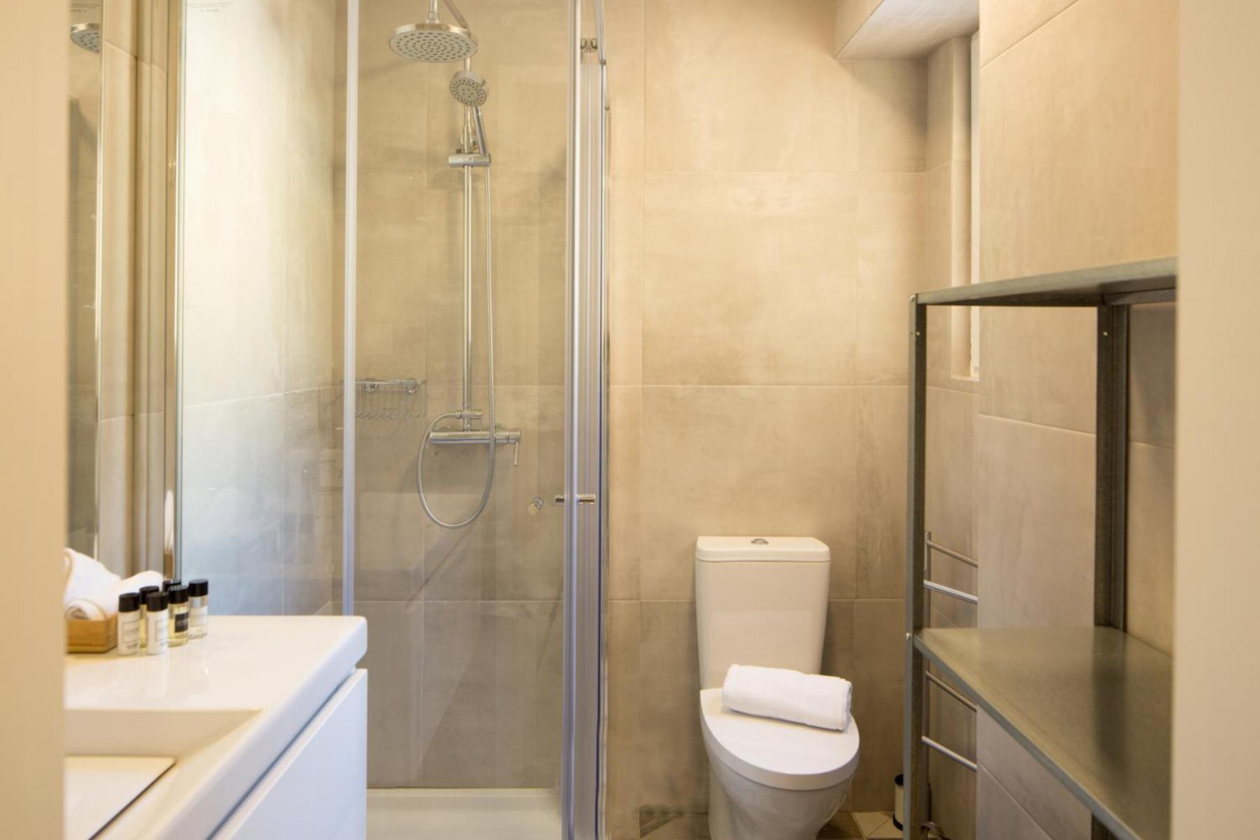 Apartment Stylish With Private Patio By Lovelystay Lisbon