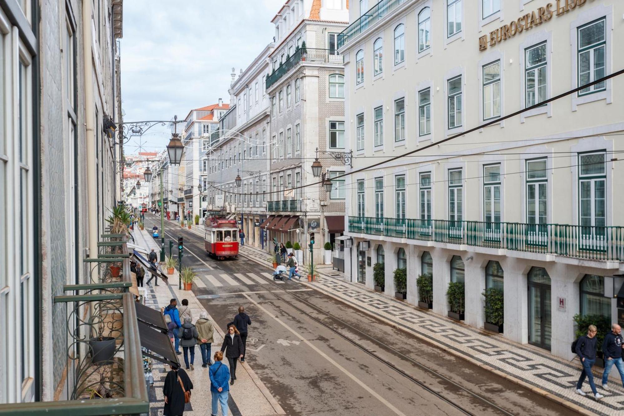 In Shared In Modern In Downtown Guest house Lisbon