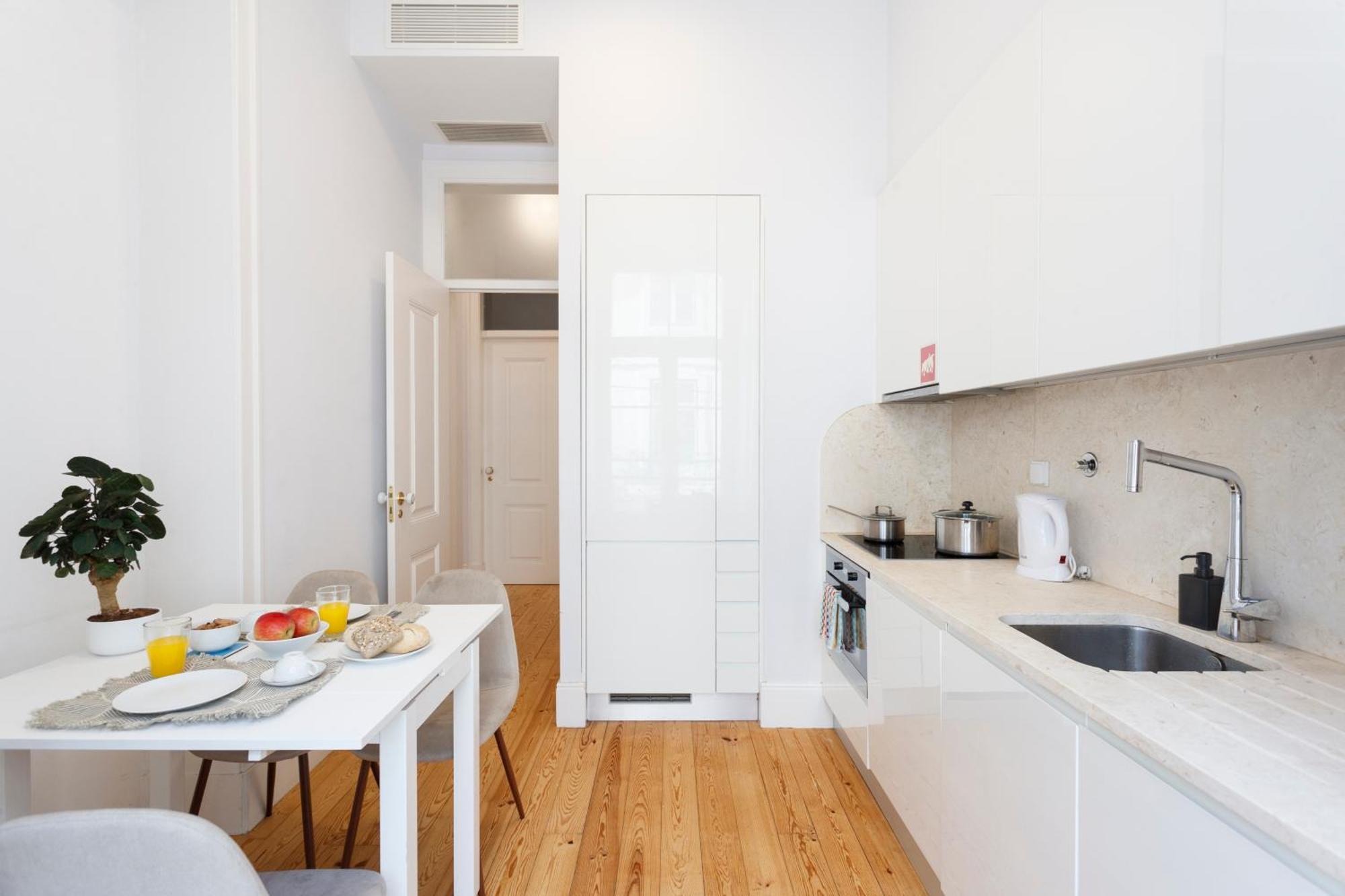 In Shared In Modern In Downtown Guest house *