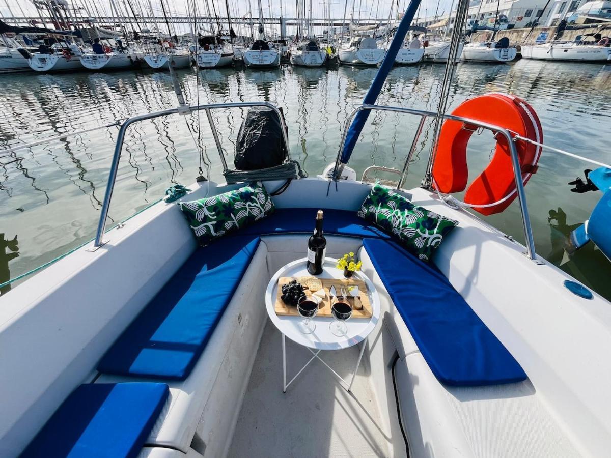 Botel Bacus - Your Floating Hideaway In *
