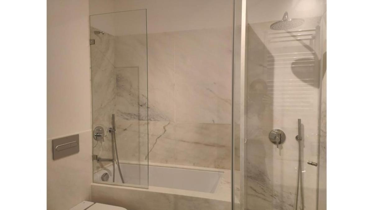 Amazing Spacious Chiado 2-bedroom Stylish W Ac Apartamento Lisboa