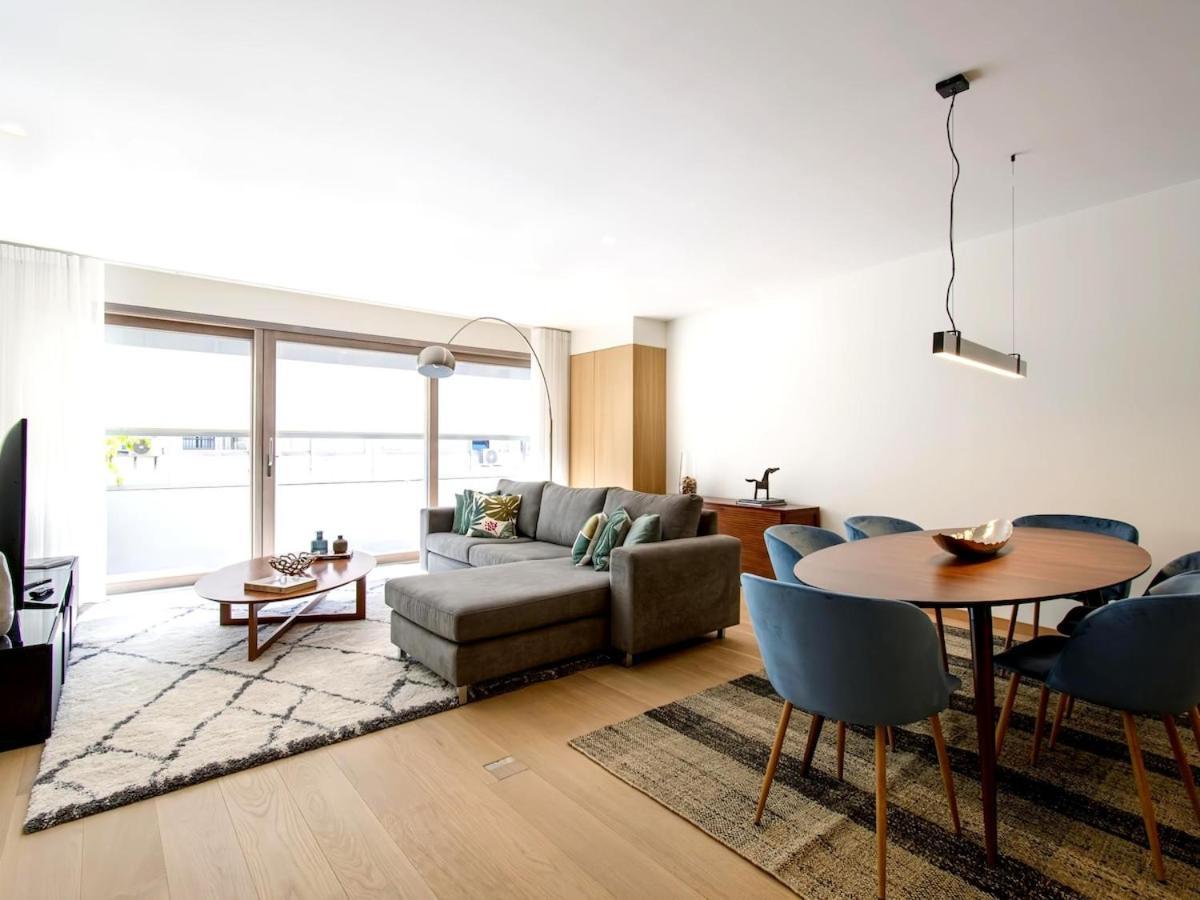 Liberdade Superb With Ac Elevator Garage Apartment Lisbon