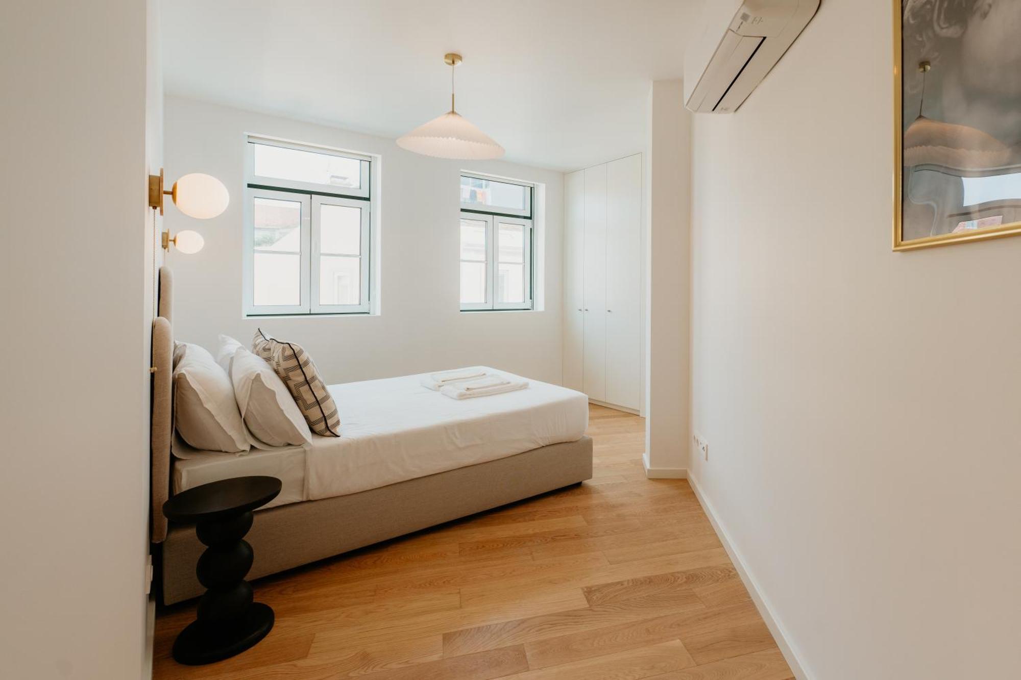 Pink House Beautiful 2 Bedroom Flat In Center Apartment Lisbon