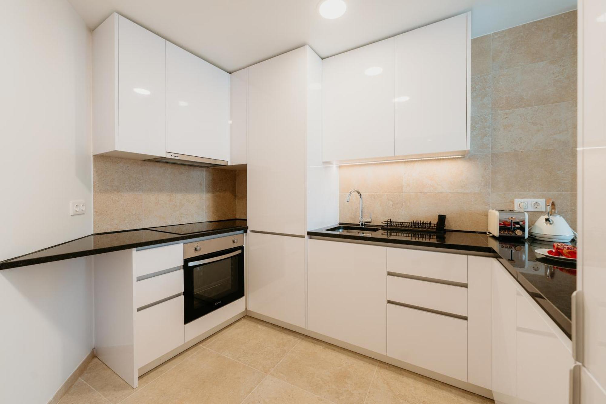 Pink House Beautiful 2 Bedroom Flat In Center Apartment Lisbon
