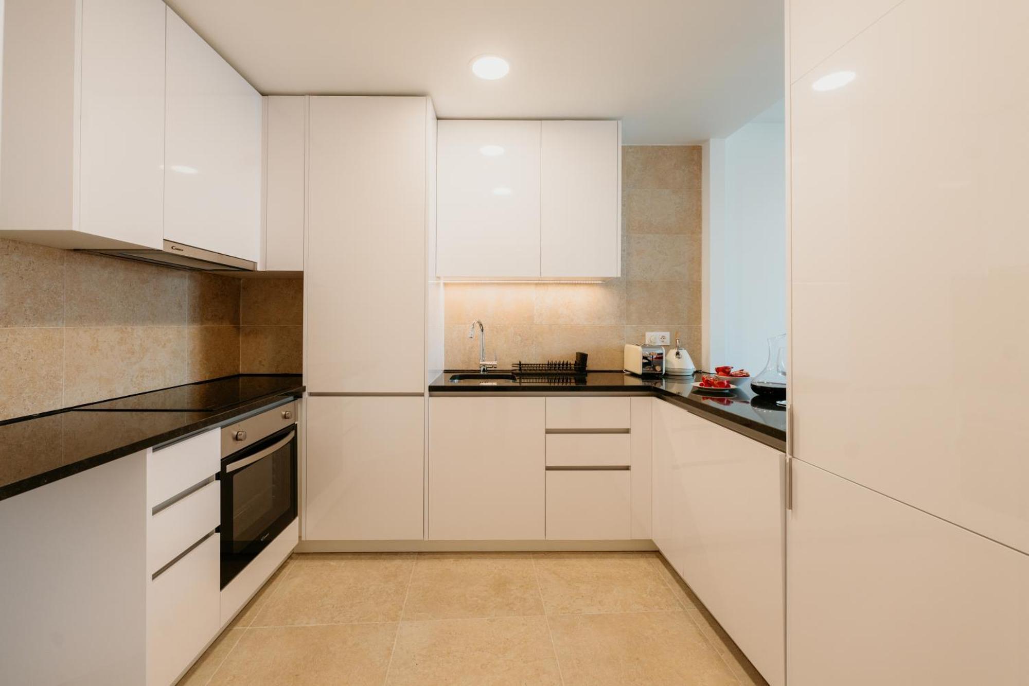 Pink House Beautiful 2 Bedroom Flat In Center Apartment