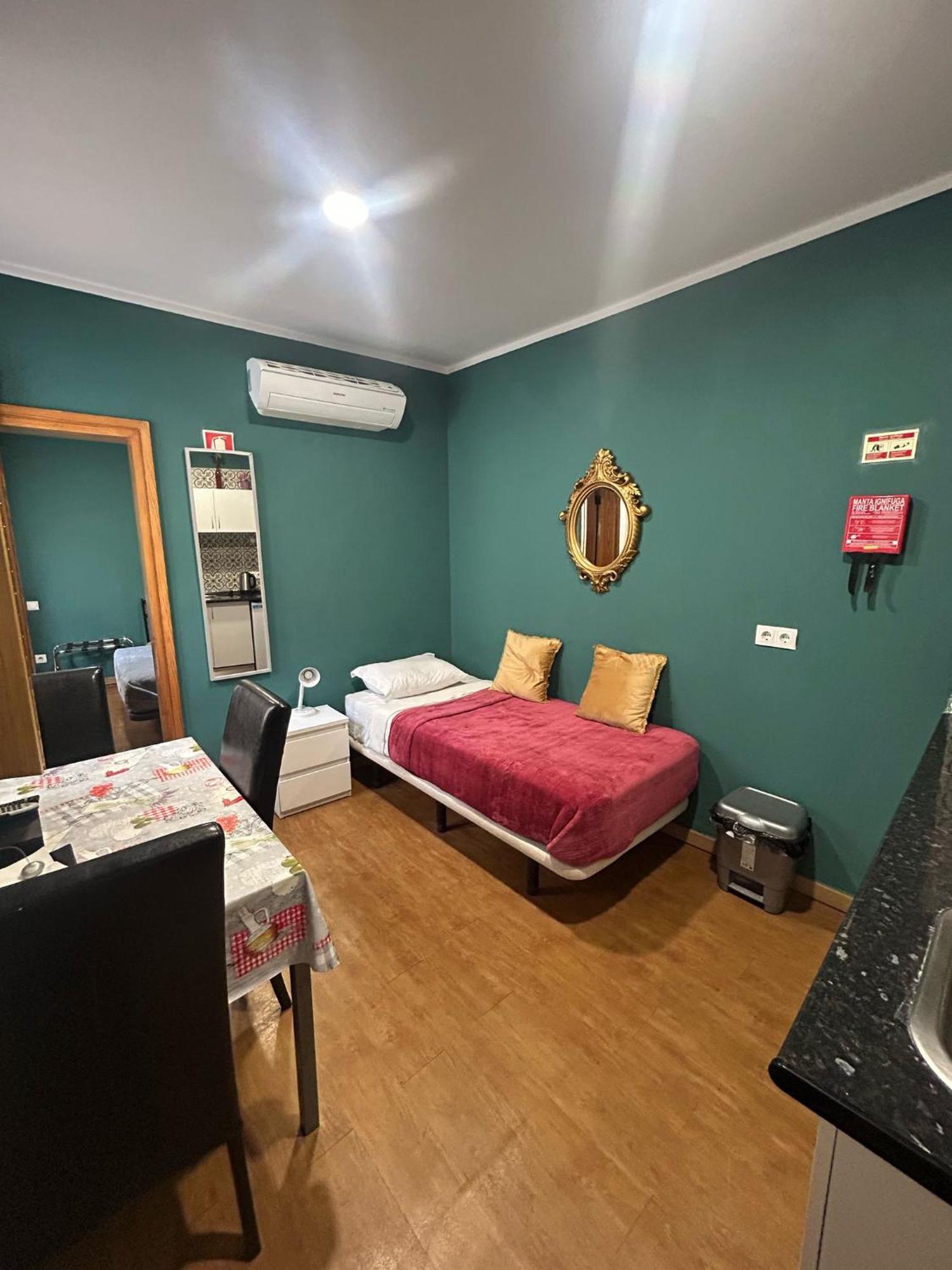 Apartamento Sao Jorge & *