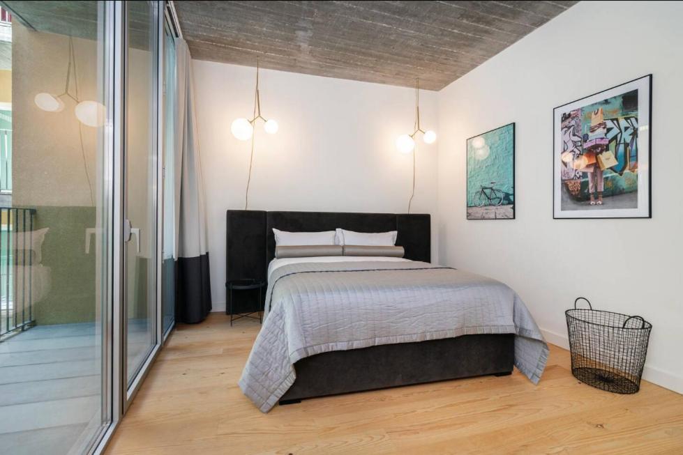 Apartment Whome | Ls48 Prime Location Upscale Family *