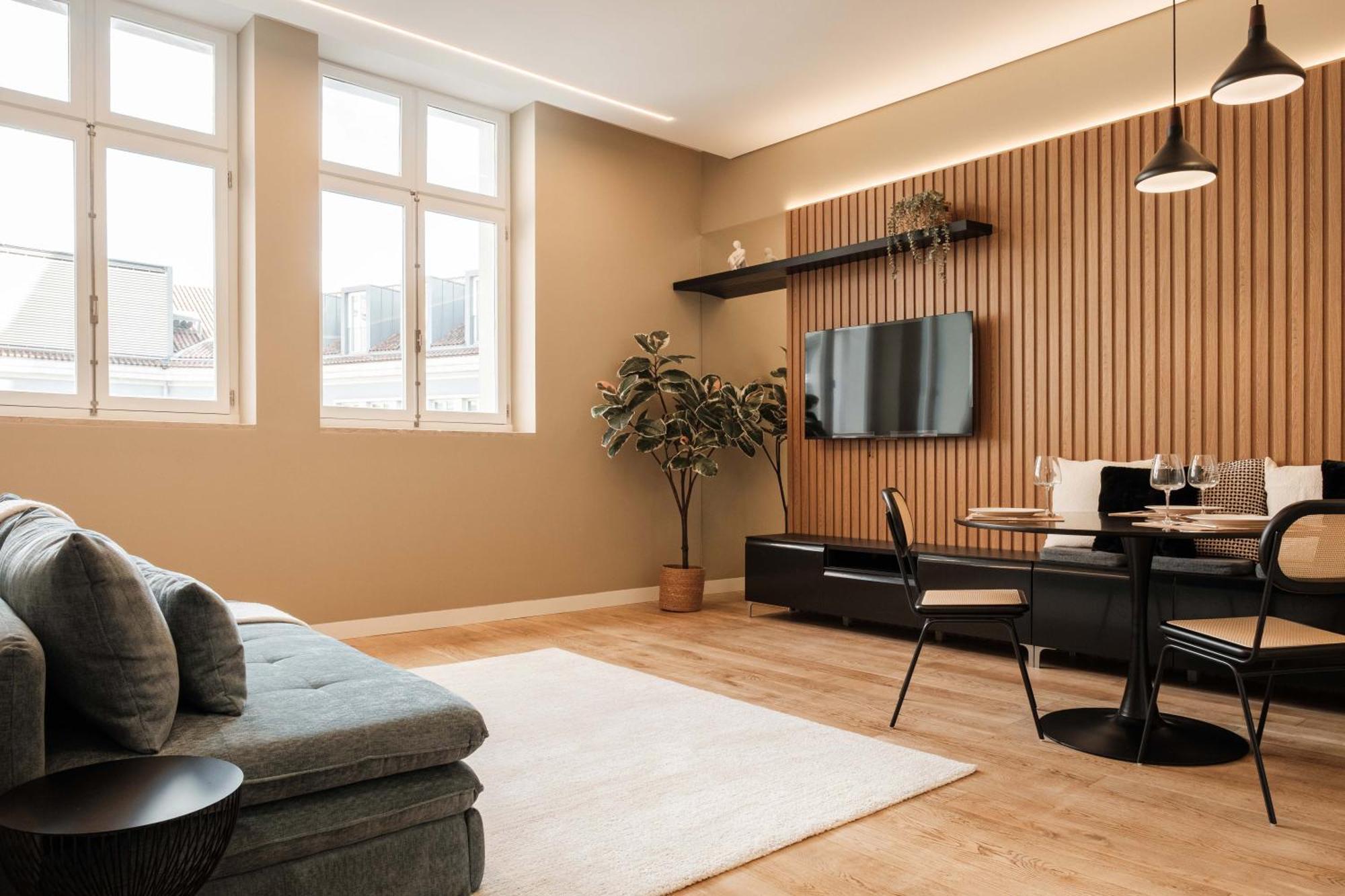8 Building Apartment *