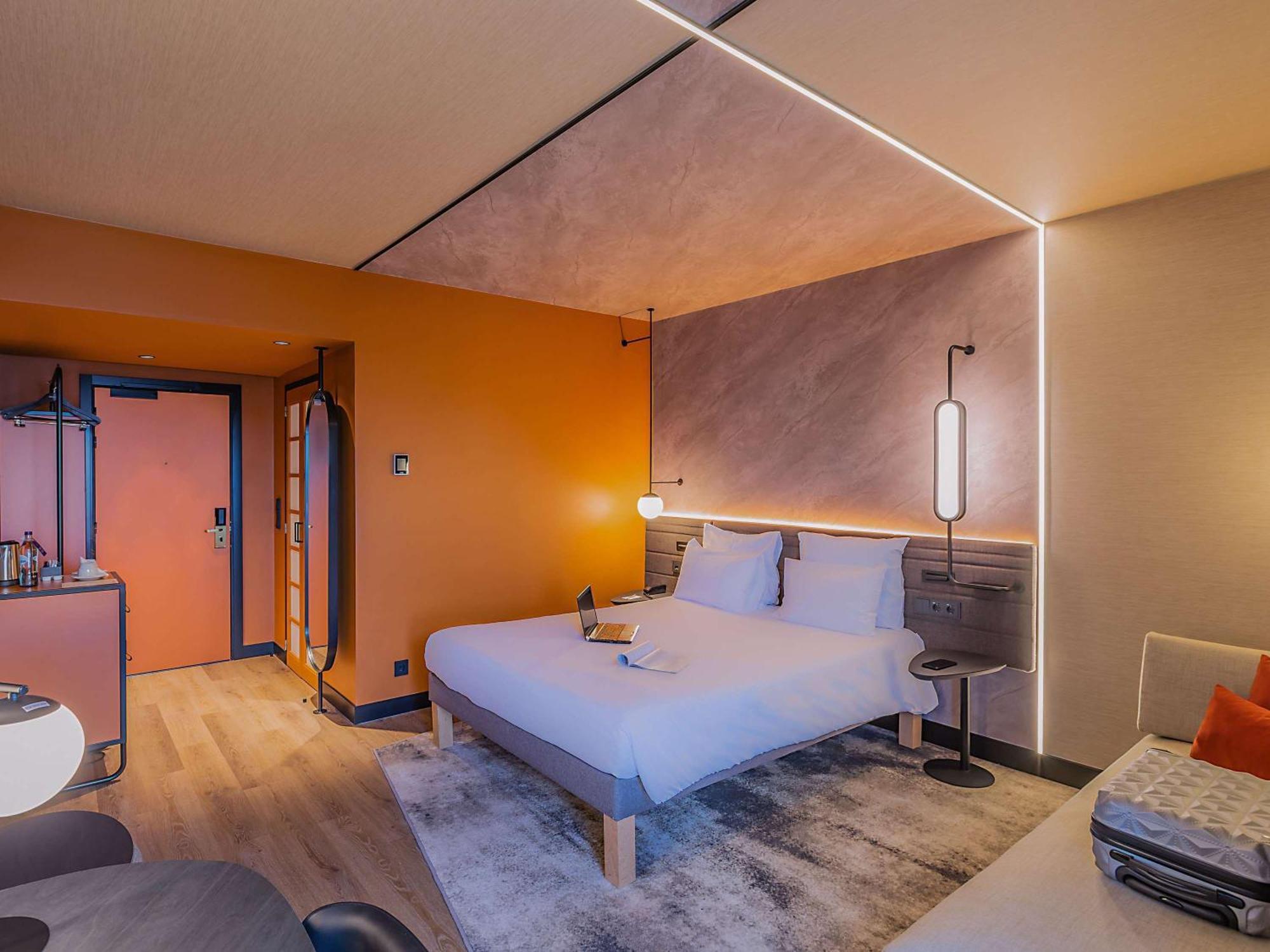 Novotel Hotel 4*