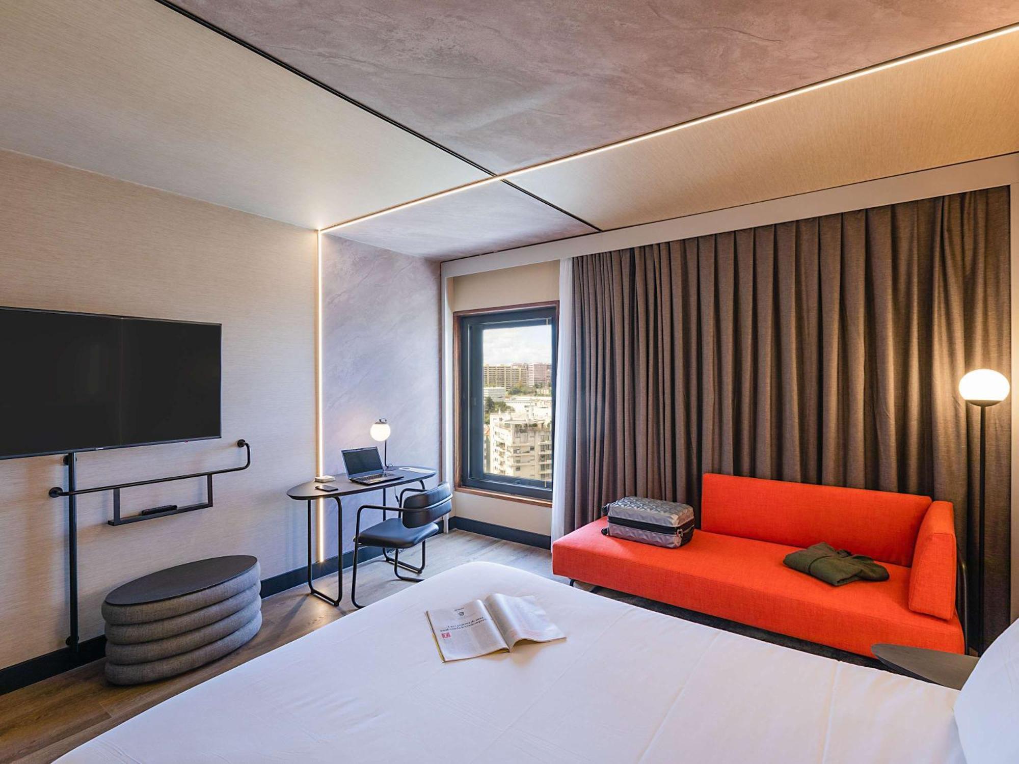 Novotel